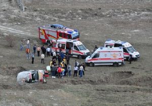 Tortum yolunda feci kaza